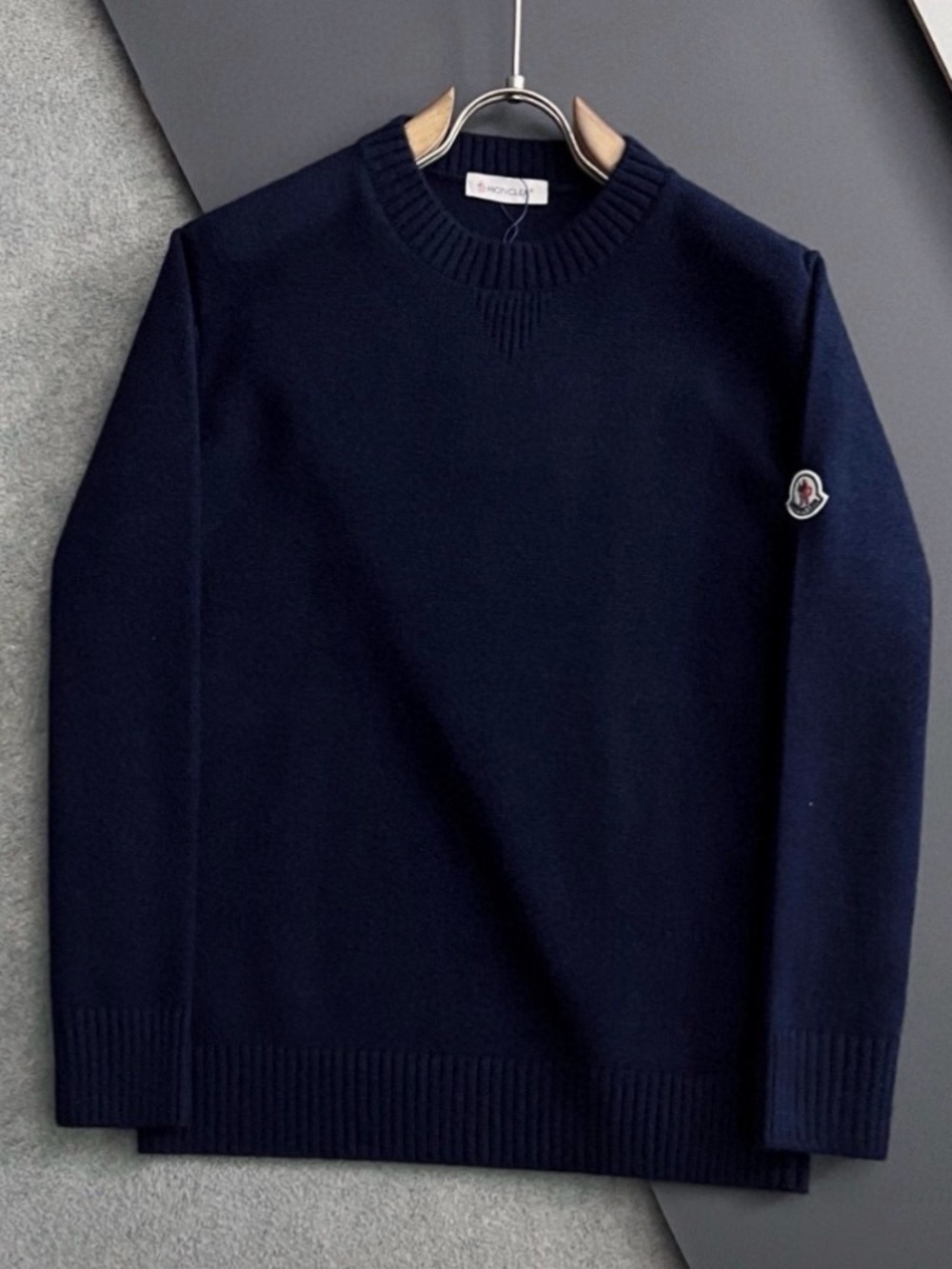 Moncler Men's Navy Crewneck Sweater size 7